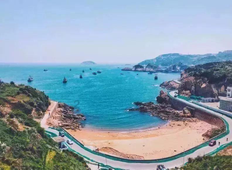 18米高的巨型花仙子灯绘亮相大观公园