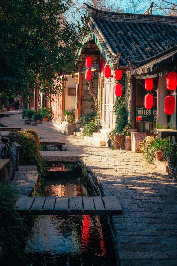 楼上小孩太吵,跑跳,可以报警吗?——机智问答,精准解答你的疑问